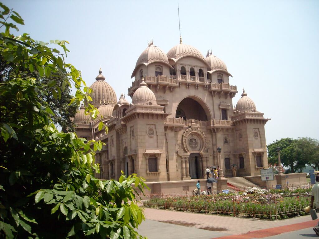 belur-moth-mbanglain